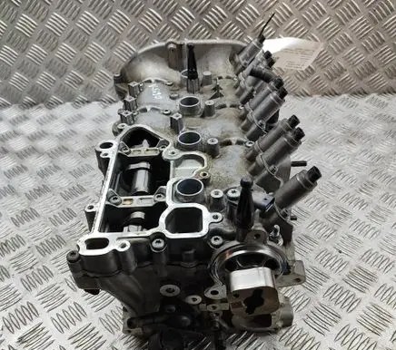Volkswagen Golf VIII Engine head 06Q109087C 06Q103403A
