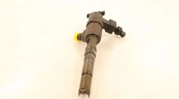 Opel Corsa D Fuel injector 0445110183