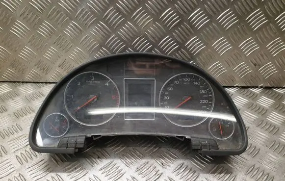 Audi A4 S4 B6 8E 8H Speedometer (instrument cluster) 8E0920900G