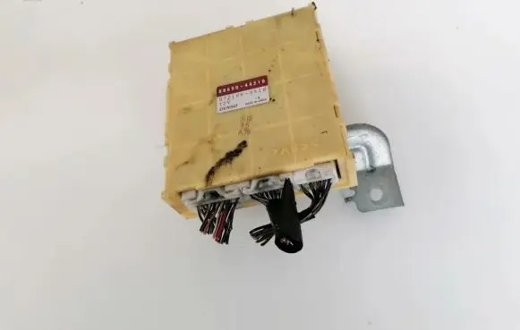 Toyota Avensis Verso Other control units/modules 8865044210 88650-44210