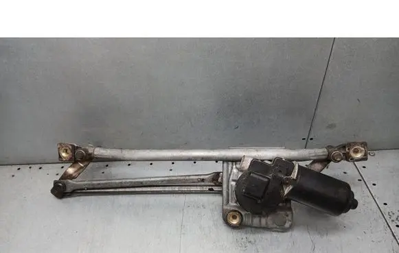 Front wiper linkage