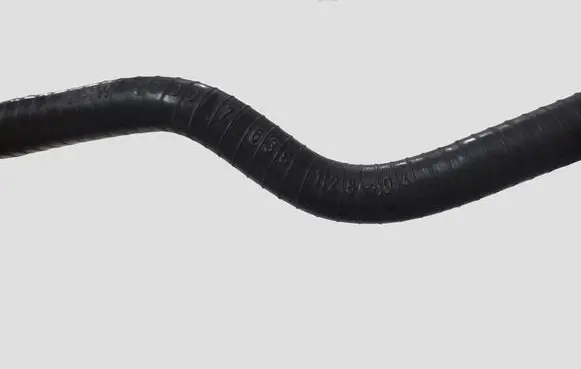 BMW 3 F30 F35 F31 Breather/breather pipe/hose 7636128 763612804