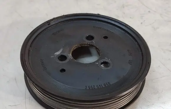 Audi A6 Allroad C6 Power steering pump pulley 059145255