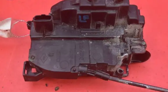 Renault Megane III Front door lock 805030003R