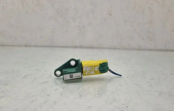 Volkswagen PASSAT B6 Airbag deployment crash/impact sensor 3C0909606