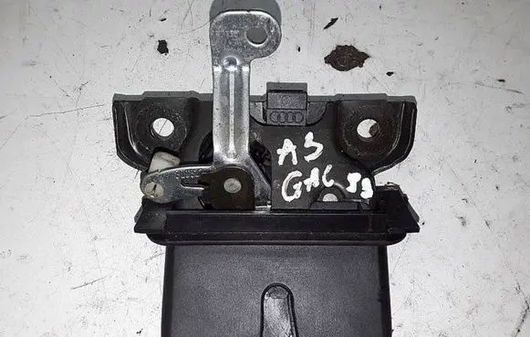 Audi A3 S3 8L Tailgate/trunk/boot lock/catch/latch