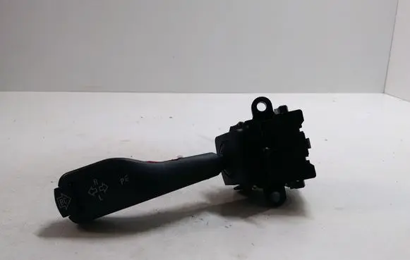 BMW 3 E46 Indicator stalk 8363668K 01104010