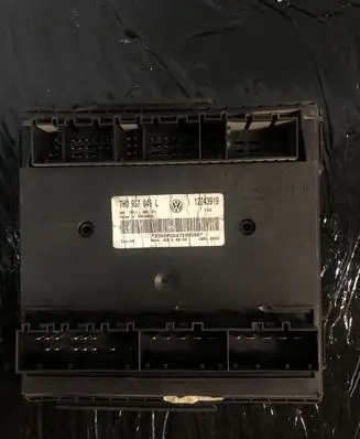 Volkswagen Transporter - Caravelle T5 Comfort/convenience module 7H0937049L