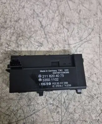 Mercedes-Benz CLS AMG C219 Keyless (KESSY) go control unit/module 2118204075 33501102