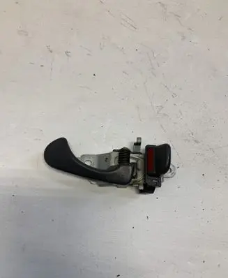 Mitsubishi Pajero Sport I Front door interior handle