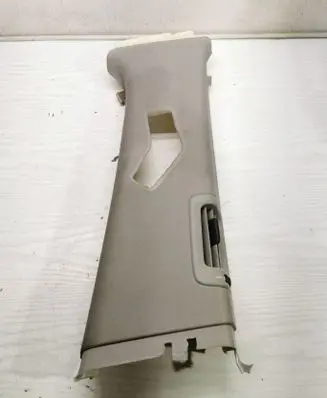 Volvo V70 (B) pillar trim (top) 06E5365
