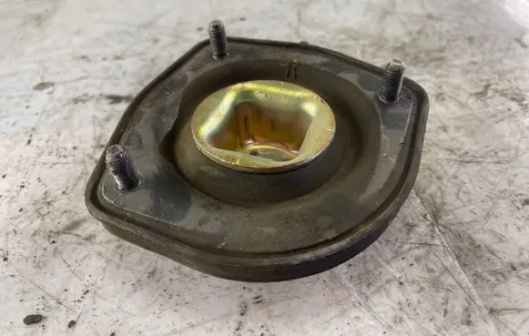 Hyundai Matrix Front upper strut mount 