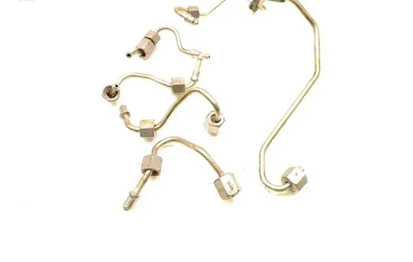 BMW 5 F10 F11 Fuel injector supply line/pipe 