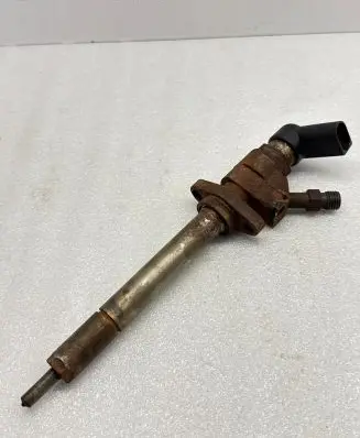 Volvo V50 Fuel injector 9647247280