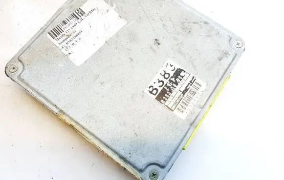 Mazda 323 Engine control unit/module B38318881C 079702943