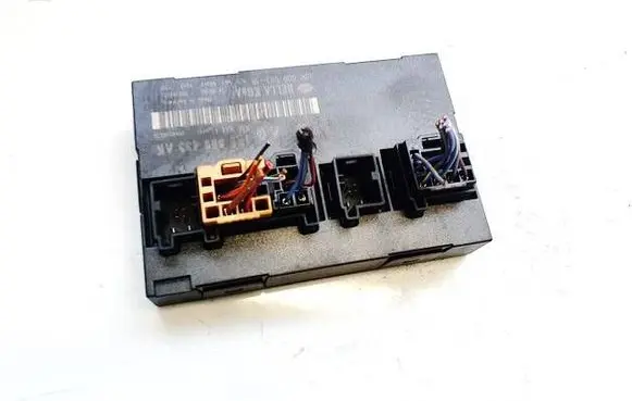 Skoda Octavia Mk2 (1Z) Comfort/convenience module 1k0959433ak 5dk008583-18