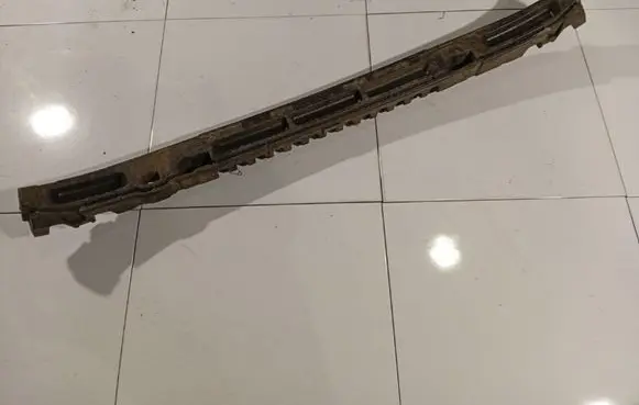 Mercedes-Benz A W169 Front bumper cross member A1698660037
