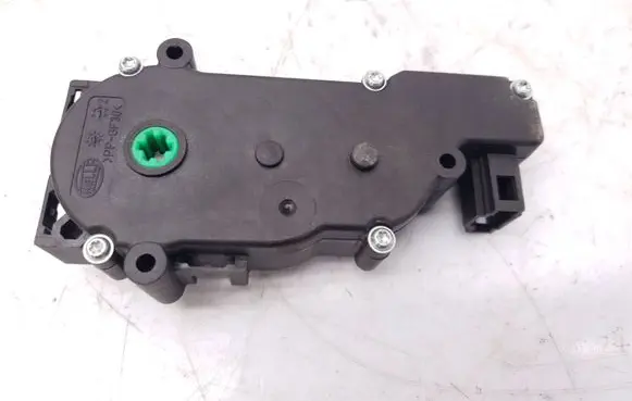 Mercedes-Benz GLA W156 X156 Tailgate/trunk/boot lift motor A2047500060 6NW00942400