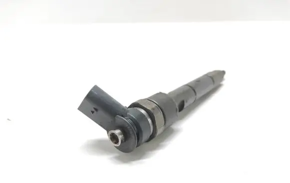 Mercedes-Benz A W169 Fuel injector A6400700787
