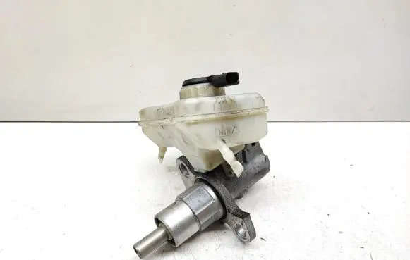 Master brake cylinder