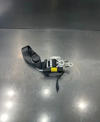 Renault Clio III Front seatbelt 34054606B 071723020 95011