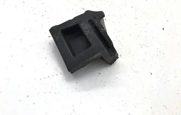 Fender foam support/seal