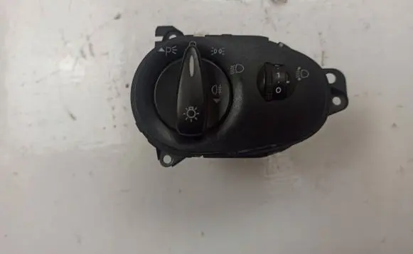 Ford Focus Light switch 98AG13A024CH