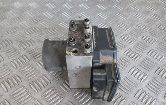 Ford Mondeo MK IV ABS Pump 8G912C405AB