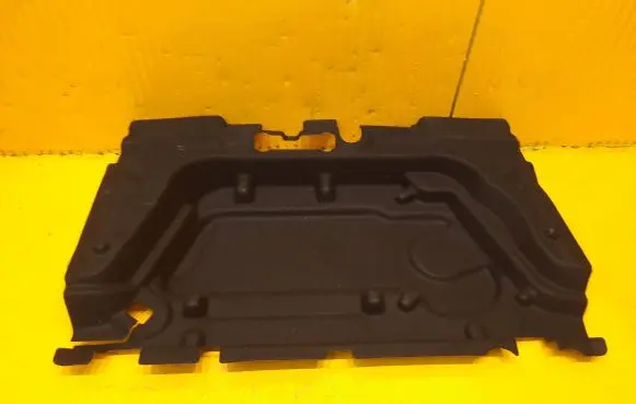 Mercedes-Benz CLA C118 X118 Other trunk/boot trim element A1776902803