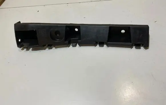 Ford Mustang VI Front bumper mounting bracket FR3B16C066AC