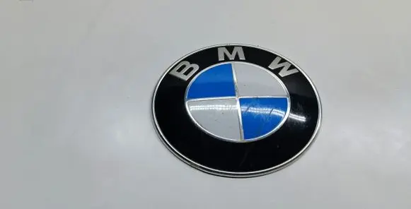 BMW 5 GT F07 Manufacturer badge logo/emblem 7057794
