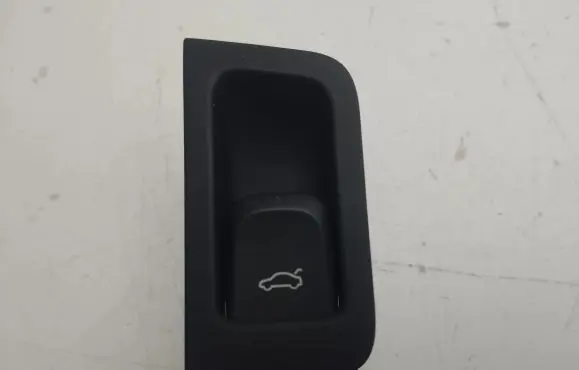 Audi A7 S7 4G Tailgate opening switch 4G8959830