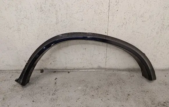 BMW X5 E70 Rear arch 8037293 51778037293