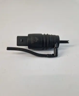 Audi A6 S6 C6 4F Windscreen/windshield washer pump 107818