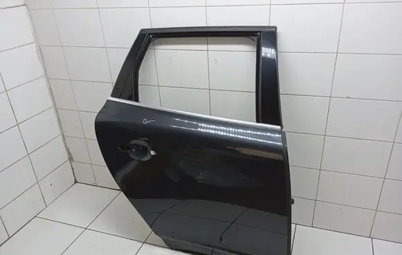 Volvo XC60 Rear door 