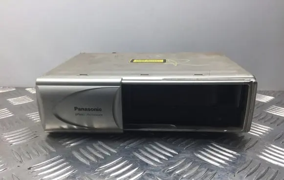 Volkswagen Polo IV 9N3 CD/DVD changer CXDP9061EN 021656