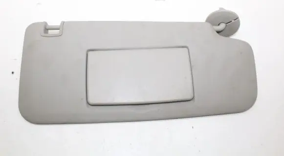 Chevrolet Orlando Sun visor