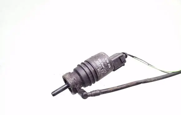Audi A6 S6 C5 4B Windscreen/windshield washer pump 1J5955651
