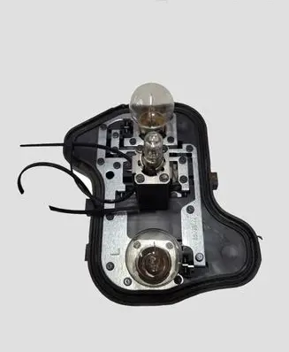Volkswagen Golf V Tail light bulb cover holder 89031796
