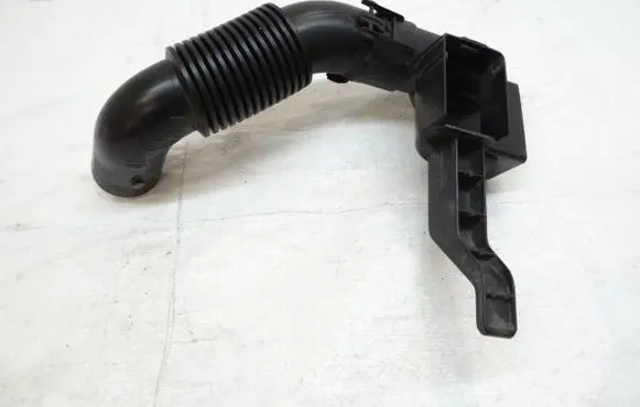 Intake resonator