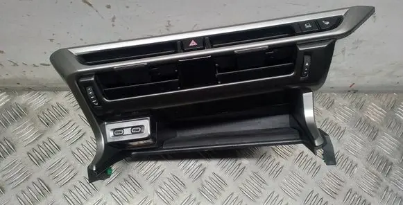 Lexus RX V Dash center air vent grill 5542048370 5543148080 8553248020