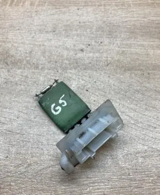 Volkswagen Golf V Coolant fan relay VWGOLF5FANRELAY
