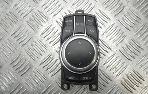 BMW 2 F46 Other switches/knobs/shifts 7938325 T8867