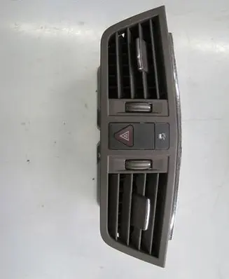 Mercedes-Benz E A207 Dash center air vent grill A2078300054