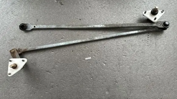 Nissan Terrano Front wiper linkage 288500F000 288420F000