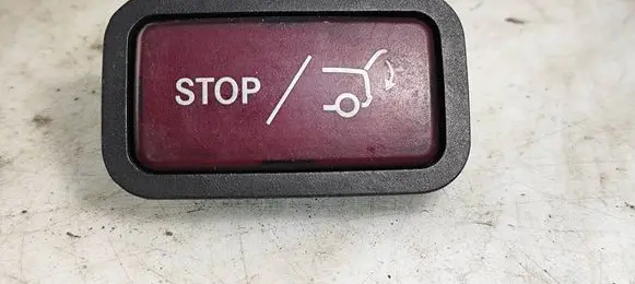 Mercedes-Benz E W212 Tailgate/trunk/boot open switch 2128210651 31020305
