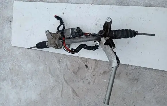 BMW 5 G30 G31 Steering rack 6886598