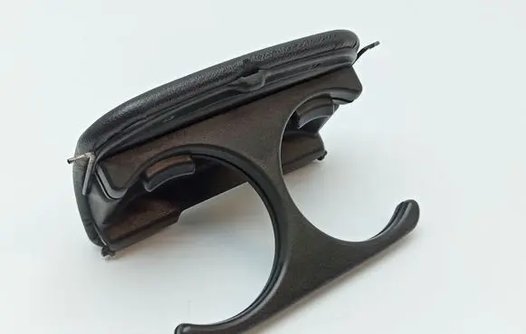 Jaguar XJ X308 Cup holder front 