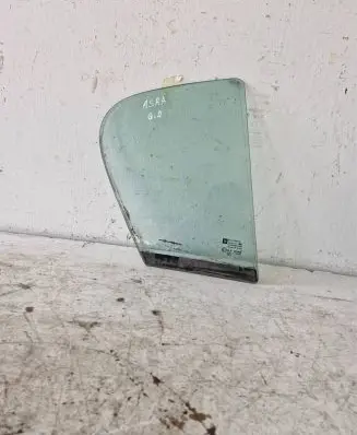 Opel Astra H Rear vent window glass 43R001582 E000199 001582