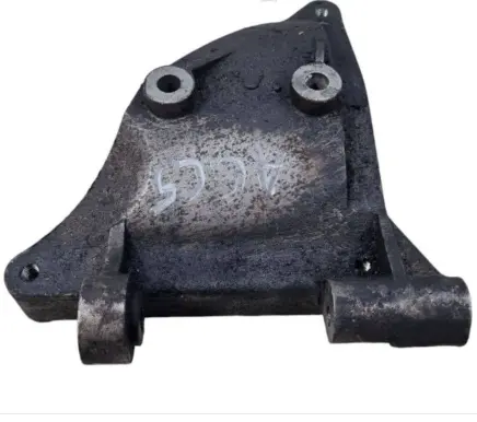 Audi A6 S6 C5 4B A/C compressor mount bracket 059260885F